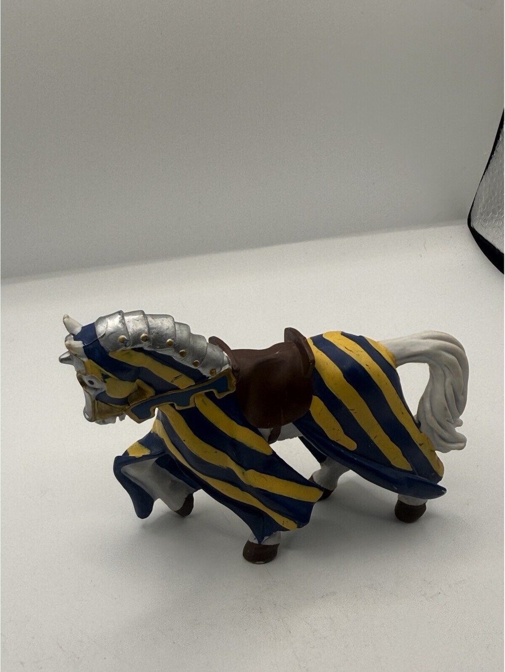 Vintage 2000 Papo Medieval Knight and Horse Blue Yellow Stripes